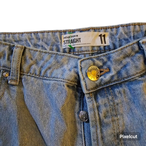 REFUGE DENIM HIGH WASTE MOM JEANS - Picture 3 of 4